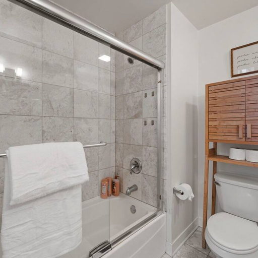 Bathroom 5, Sleek 2 Bed 2 Bath Condo in Trendy Fulton Market, Cook