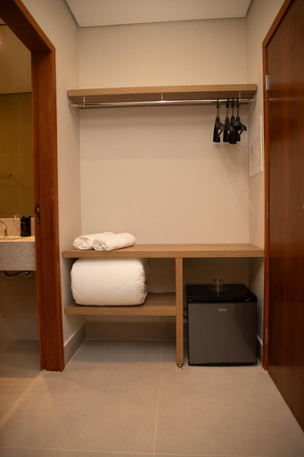 Bathroom 3, Serravita Hotel, Piui