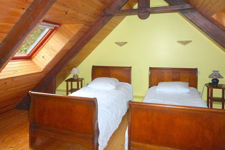 4, Stone House in Brittany near Sandy Beach, Côtes-d'Armor