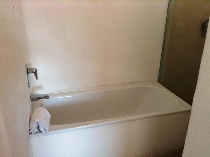 Bathroom 5, Posada de la Mision, Tetipac