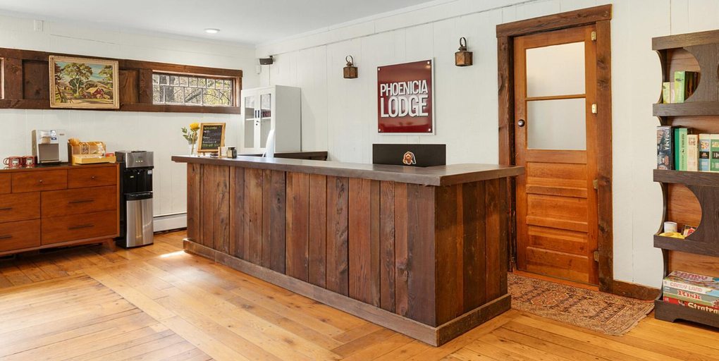 Public Area 2, Phoenicia Lodge, Ulster