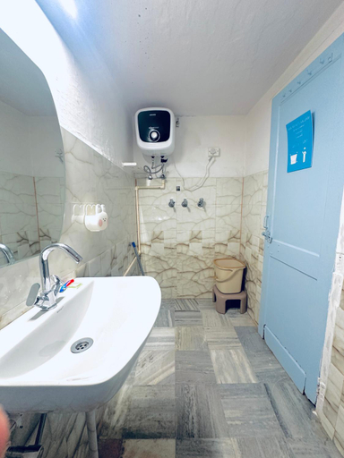 Bathroom 2, Ferozi House - A boutique Homestay, Jaipur