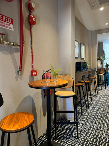 Food & Drinks, 274 SUITES @ East Coast, Singapura