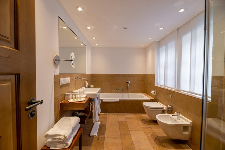 Bathroom 4, Neumuhle Resort & Spa, Bad Kissingen