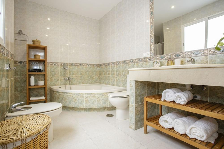 Bathroom 3, El Balcon de Cadiz, Cádiz