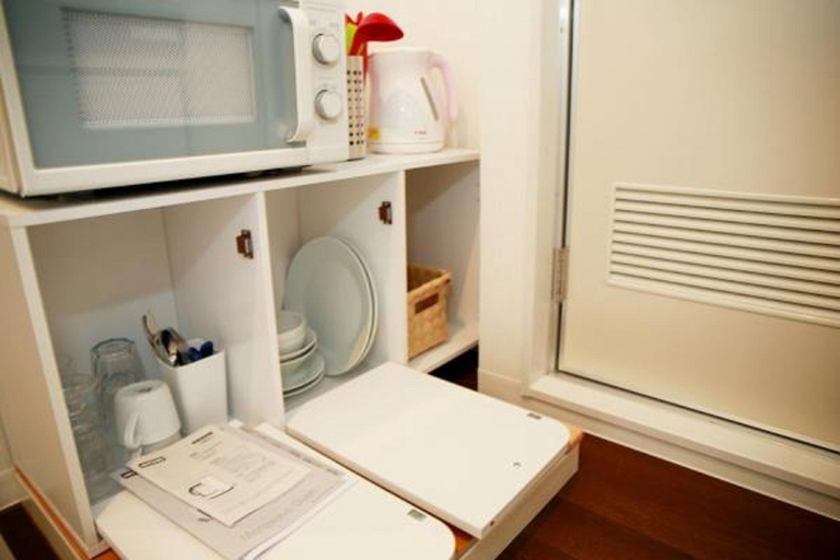 Bathroom 3, Numero Uno Tokyo, Ōta