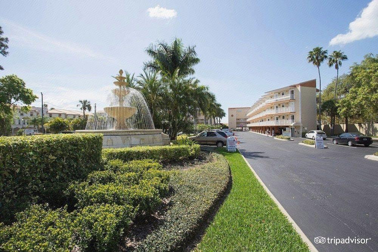 Exterior & Views 1, BESO DEL SOL RESORT, Pinellas