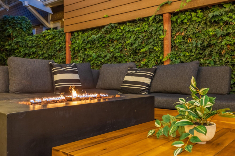 Room 5, Designer Luxe Compound w Pool-steps to Best Dining, San Diego
