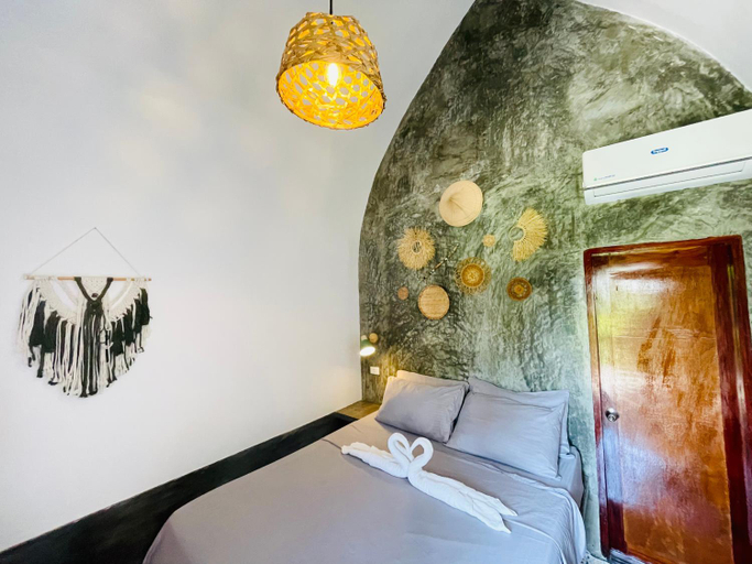 Bedroom 4, MAAYONG HOSTEL, Moalboal