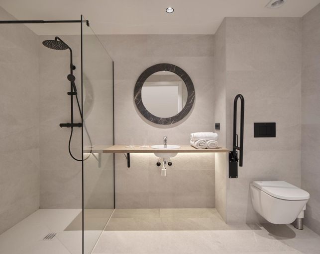 Bathroom 4, Pension Pakeleku, Guipúzcoa