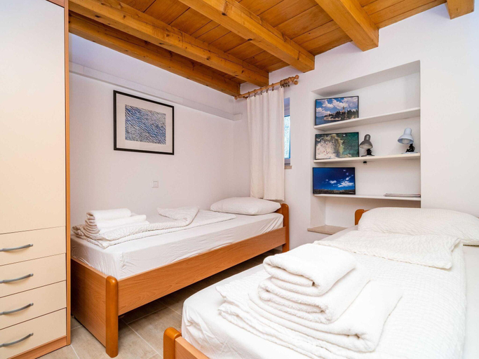Bedroom 2, Apartments Ribambit- One Bedroom Apartment First Floor, Dubrovnik
