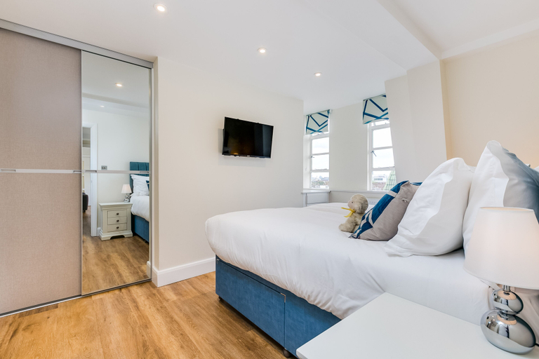 Bedroom 2, Nell Gwynn House Apartments, London