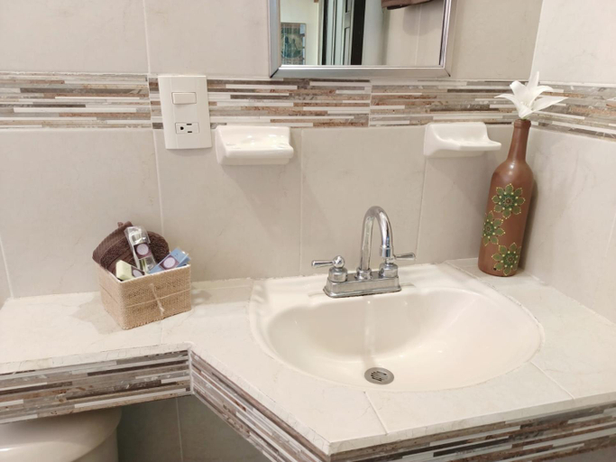 Bathroom 3, CASA FLOR DE VIDA, San Cristóbal de las Casas
