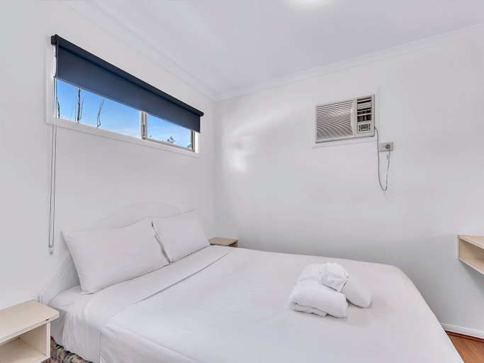 Bedroom 3, Rockingham Holiday Village, Rockingham