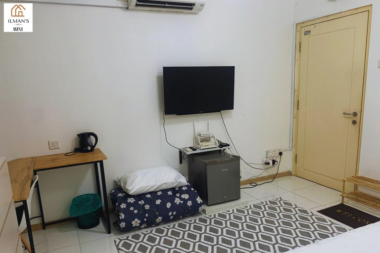 Bedroom 2, Ilman'sLoft Mini *FREE PARKING*Netflix*Disney+*, Shah Alam