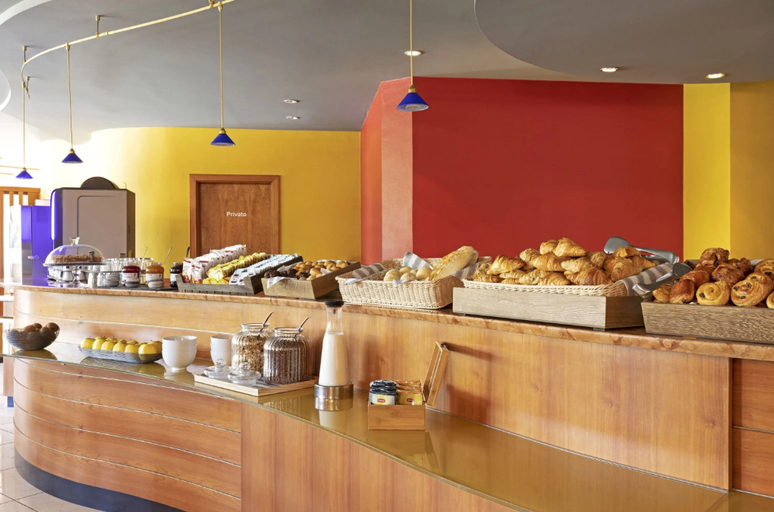 Food & Drinks 5, B&B Hotel Affi - Lago di Garda, Verona
