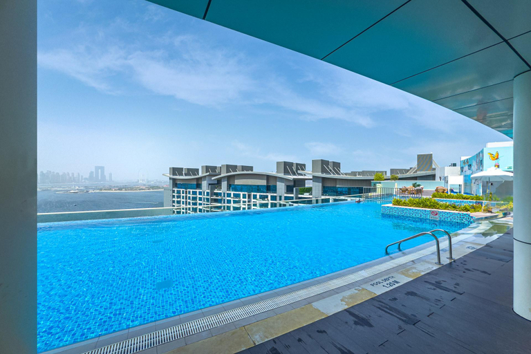 Sport & Beauty, Beach access I Sea View I Infinity pool , Dubai