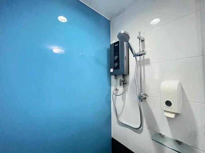 Bathroom 5, Hotel Pollodium, Kuala Lumpur