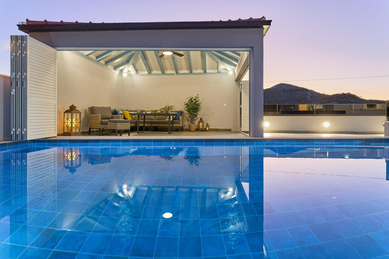 Swimming pool 4, Villa Aguzin, Pojezerje
