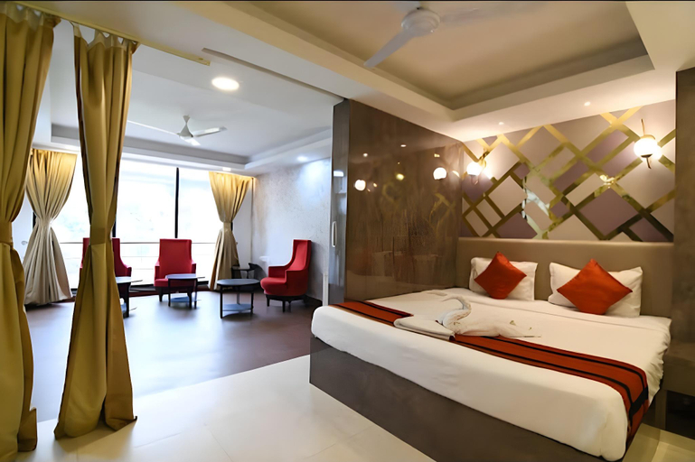 Others 5, HOTEL BALLYGUNGE LUXURY, Kolkata