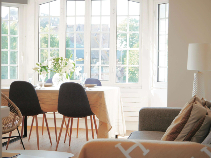 Room 5, Deauville Prestige - Chic Confort Tout Pied, Calvados