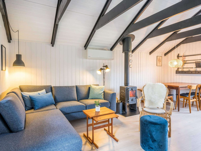 Others 4, 4 Star Holiday Home in Hemmet, Ringkøbing-Skjern