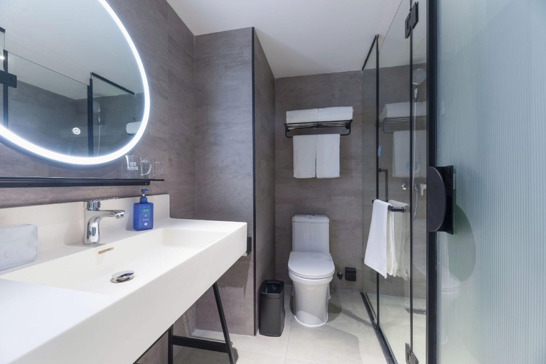 Bathroom 3, Hanting Hotel Hefei Swan Lake Wanda Plaza, Hefei