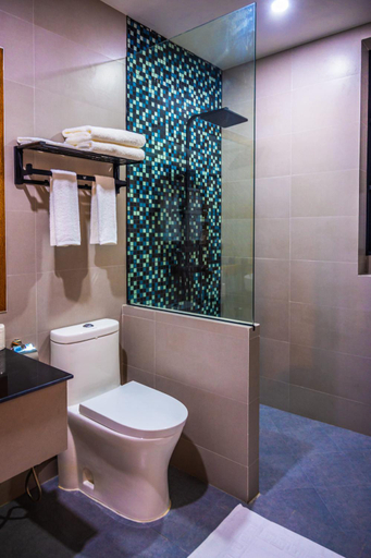 Bathroom 5, Maa Thundi