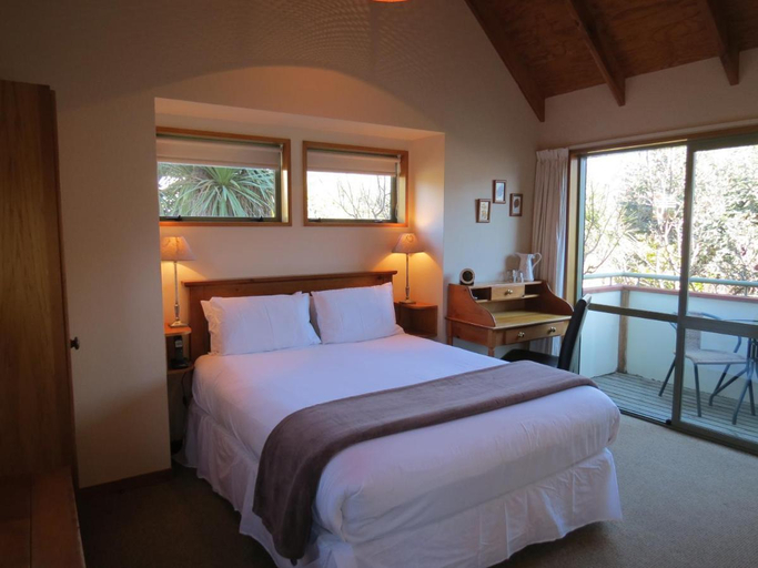 Bedroom 3, Te Wanaka Lodge, Queenstown-Lakes