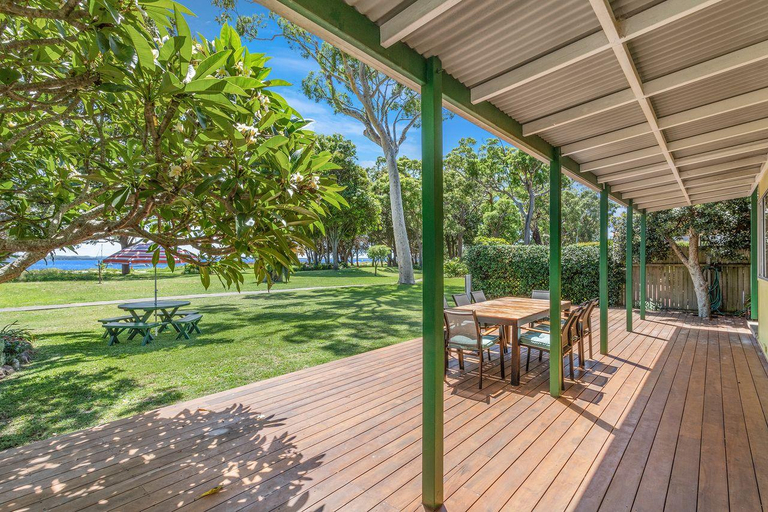 Others 4, Sandy Shores, 18 Corlette Point Road, Port Stephens