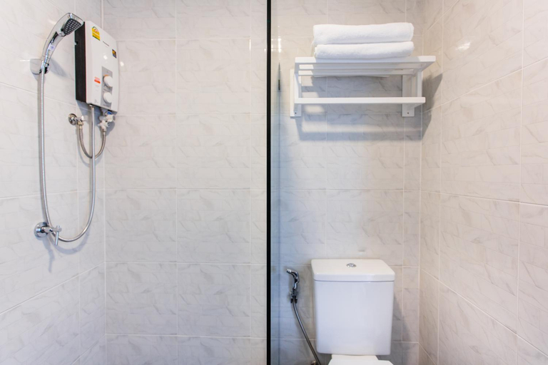 Bathroom 4, At the train, Muang Chiang Mai
