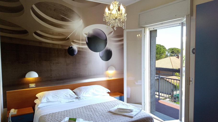 Bedroom 4, Hotel President, Ravenna