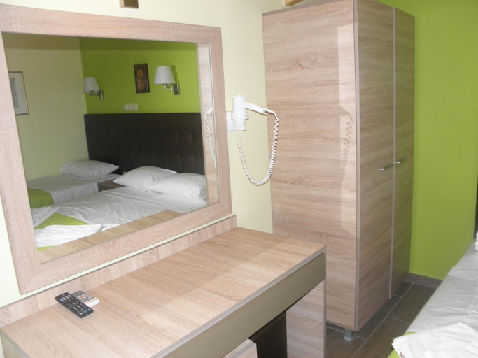 Others 5, Makedonia Hotel, Central Macedonia
