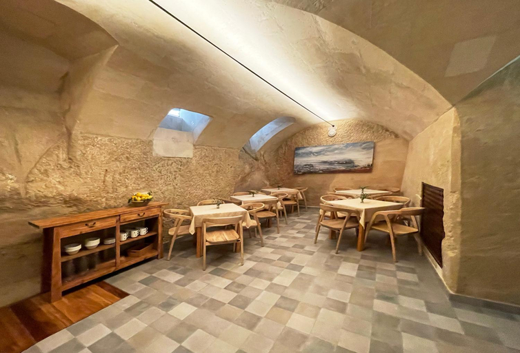 Food & Drinks 5, ROMANDRE, Baleares