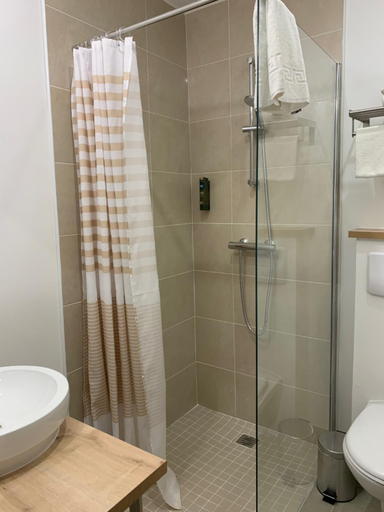 Bathroom 3, LOGIS HOTELS - Hotel et Restaurant L'Oceana, Gironde
