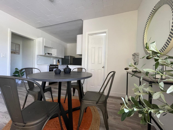 Others 3, Fully equipped Apartments with parking near Cocowalk, Miami-Dade