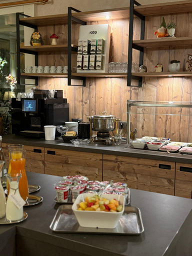Food & Drinks 5, Hotel Cafe Adler 24h self check in, Schwarzwald-Baar-Kreis