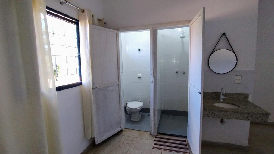 Bathroom 2, Hotel Pousada Caminho Pireneus, Pirenópolis