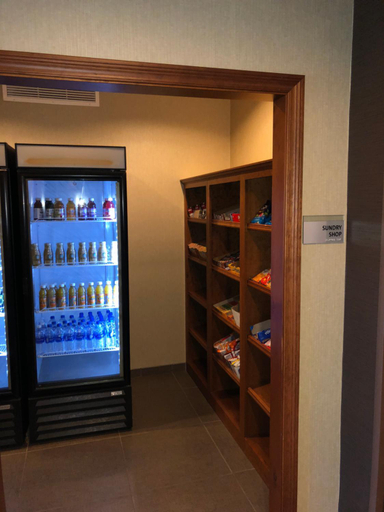 Food & Drinks 5, Countryview Inn & Suites, Crawford