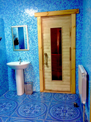 Bathroom, Hotel Bannyi Dvir, Bilotserkivs'kyi