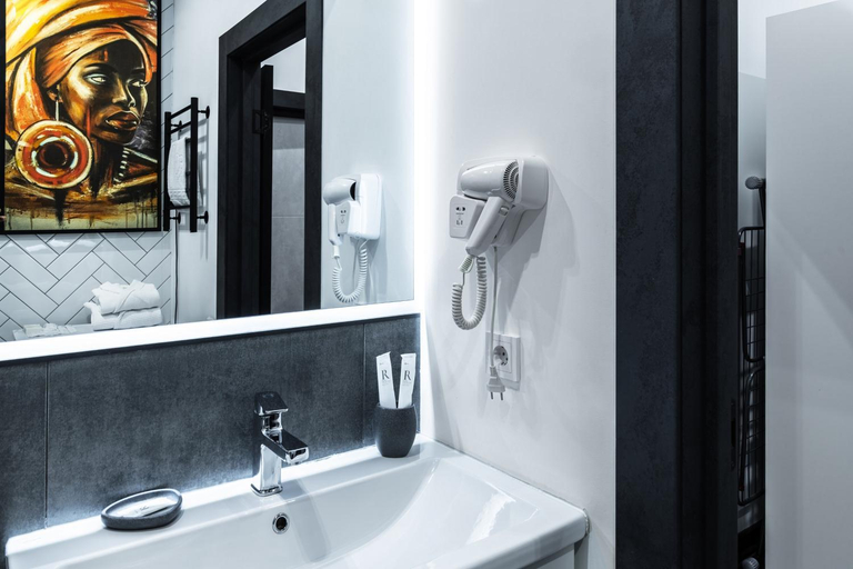 Bathroom 2, Apart Hotel Loft, Almaty