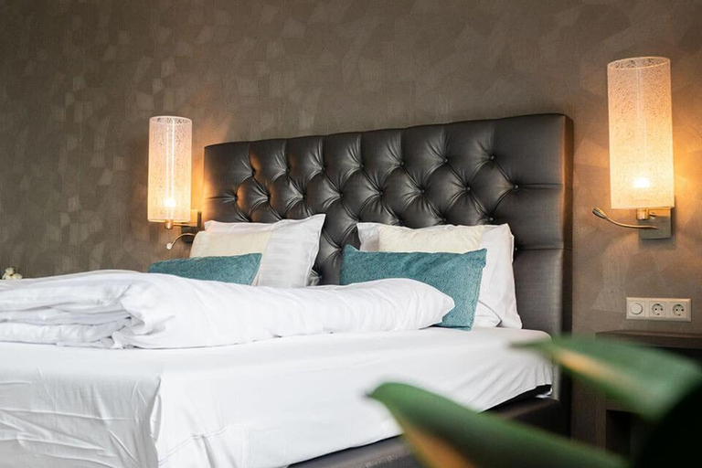 Bedroom 2, EuroParcs Resort Poort van Amsterdam, Waterland