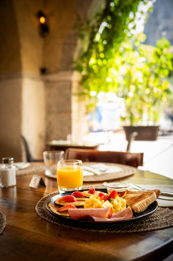 Food & Drinks 5, Hotel du Levant, Alpes-de-Haute-Provence