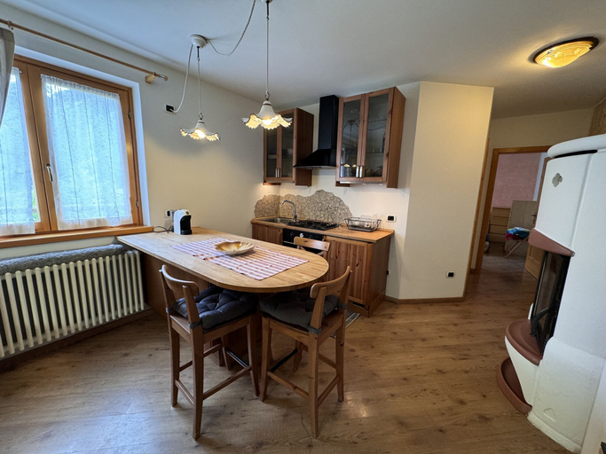 Room 4, 096 Bilocale Immerso nel Verde Pinzolo, Trento