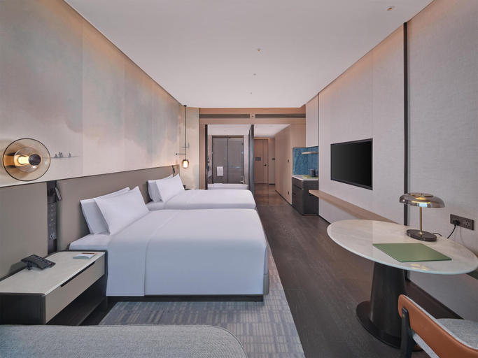 Bedroom 4, Hilton Huizhou, Huizhou