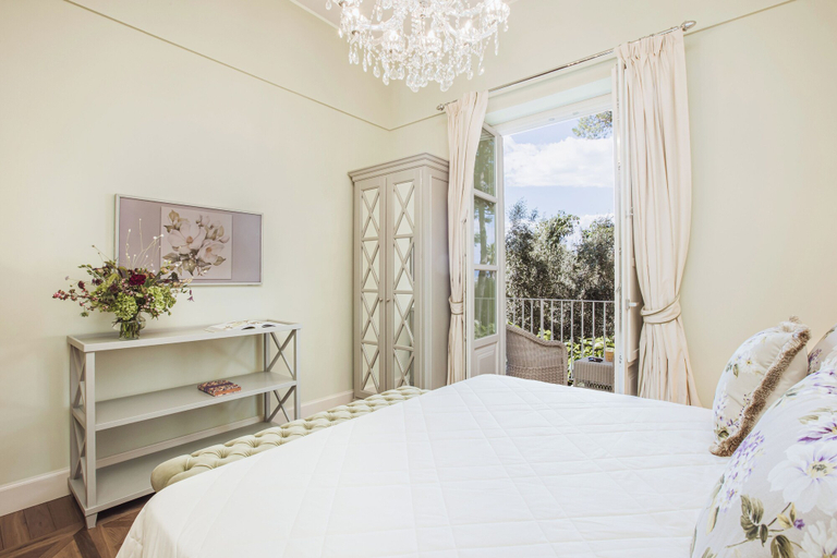 Bedroom 4, Domus Florum Sorrento, Napoli