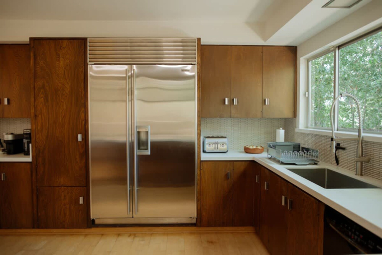 Room 2, Zen Mountain Getaway w a Pool Hot Tub 5 Beds, Los Angeles