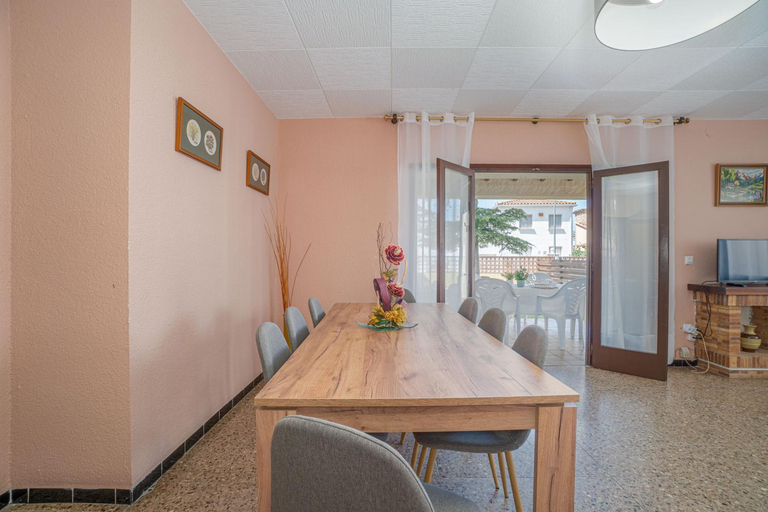 Others 5, Apart-rent Casa con jardin Pani 0081, Girona