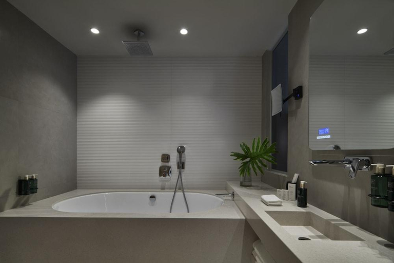 Bathroom 3, Amira Luxury Resort & Spa, Crete