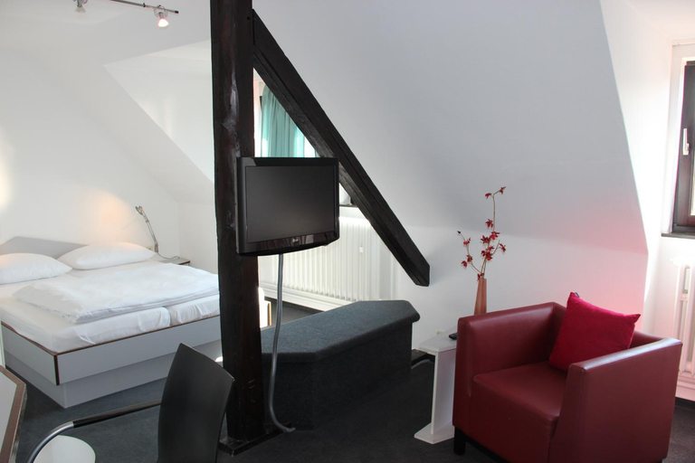 Bedroom 3, Nobiskrug, Hildesheim